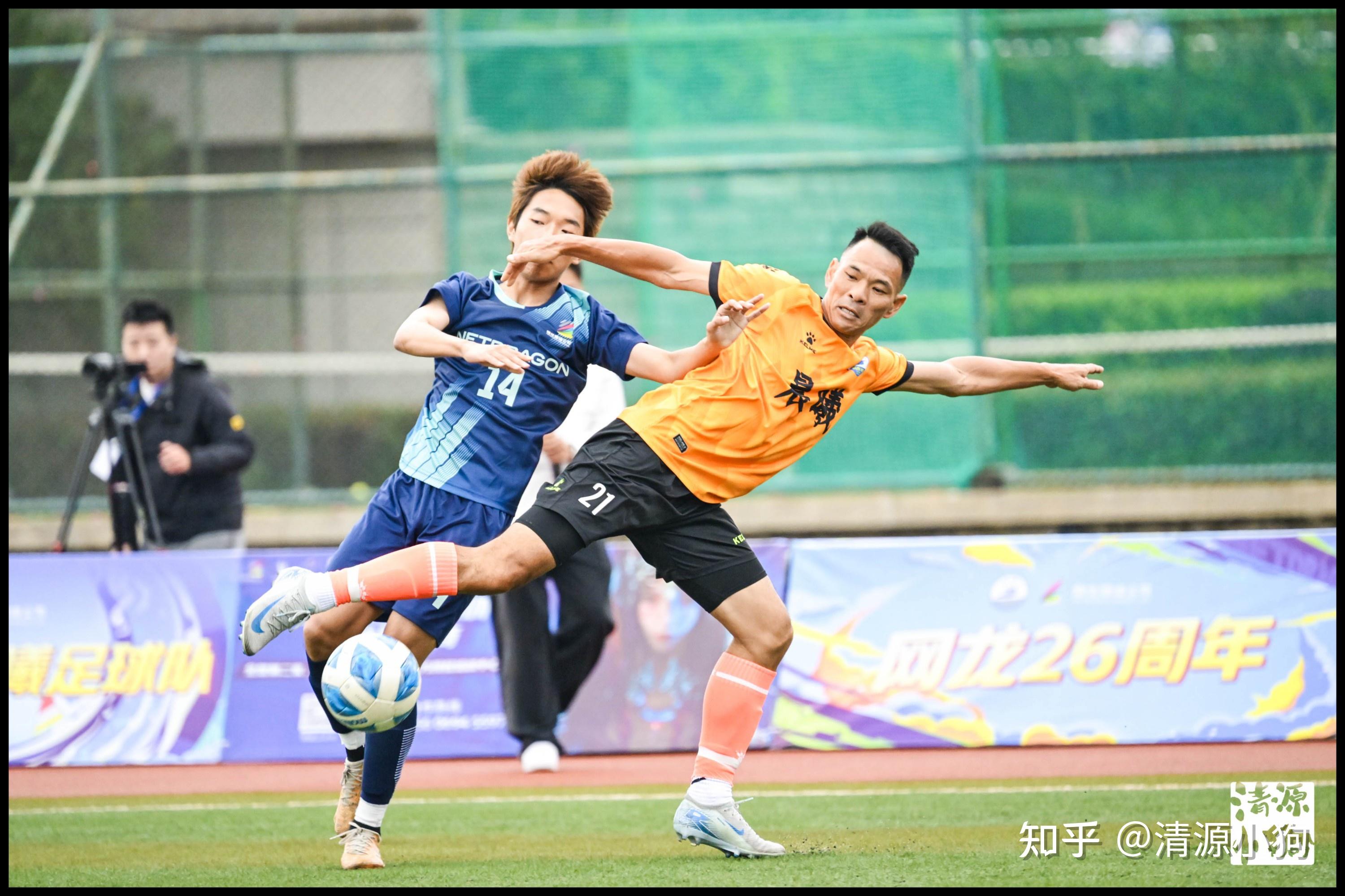 足球风云再起,俱乐部全队备战锻炼 足球风云再起,俱乐部全队备战锻炼