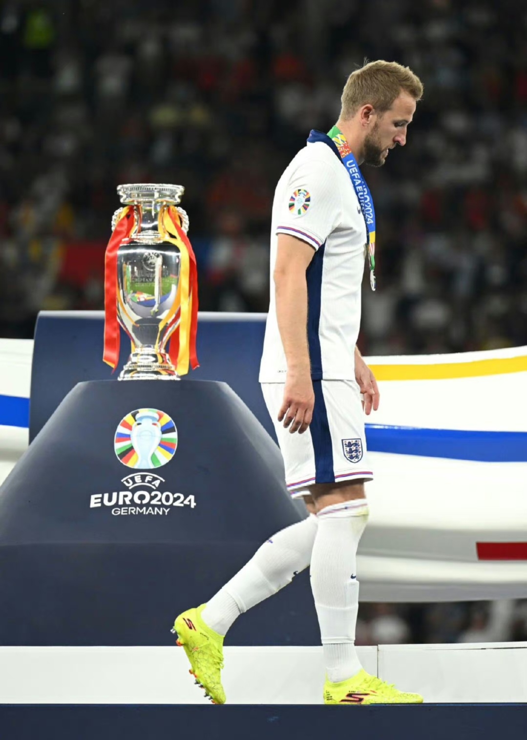 瑞士逆转国际米兰,哈里·凯恩打破历史纪录 瑞士逆转国际米兰,哈里·凯恩打破历史纪录