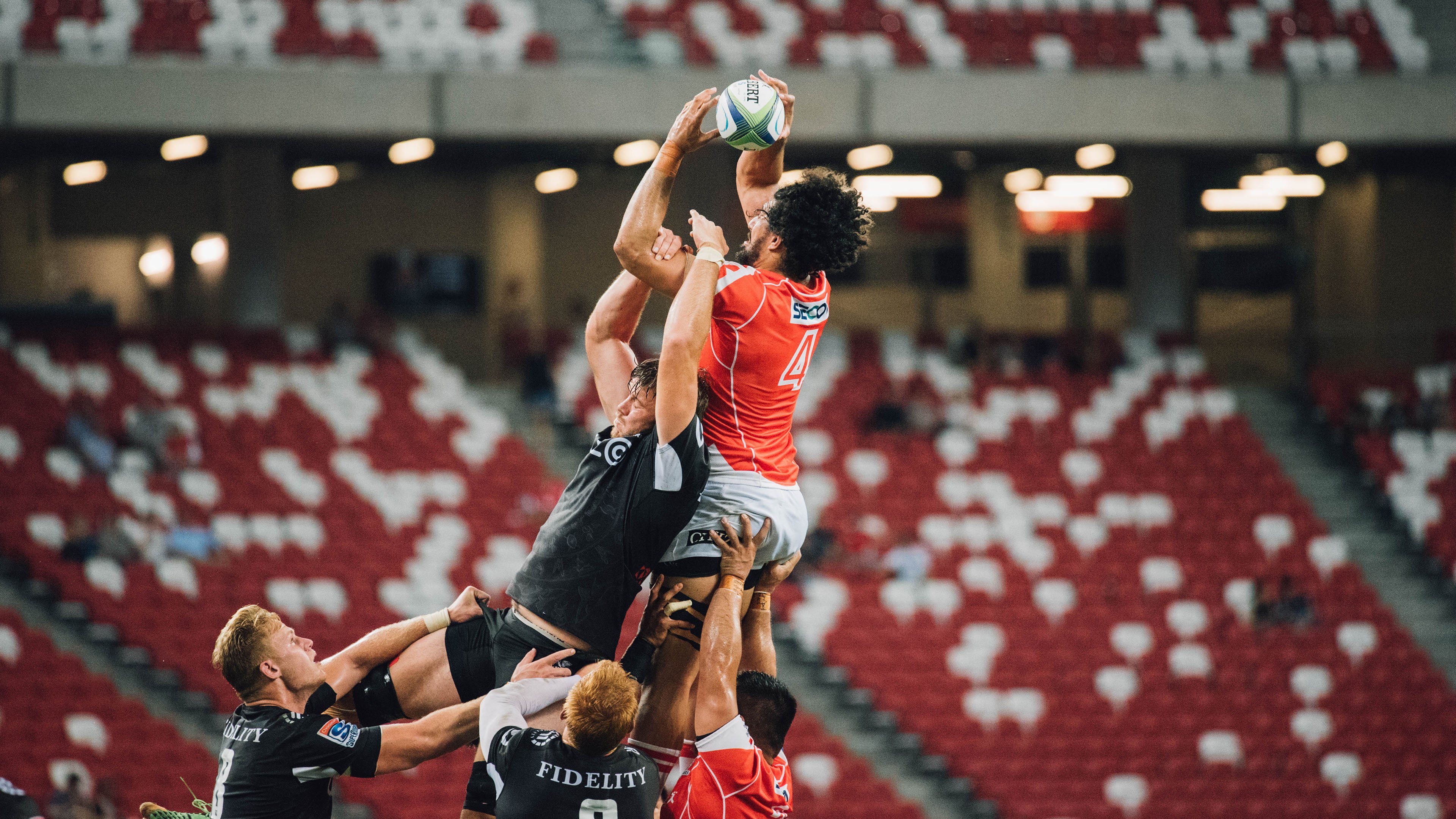 跨越足篮的节奏哲学,从意甲绞杀战到上海控场雄鹿的艺术